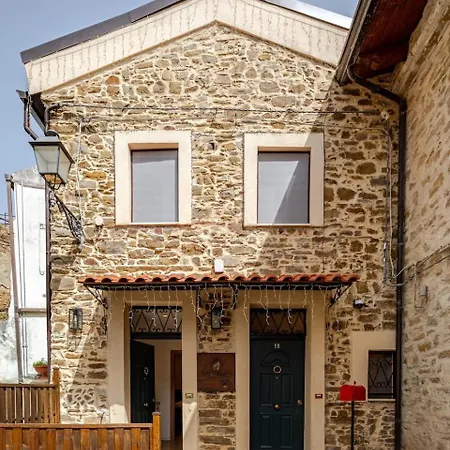 Ca'del Borgo Ogliastro Cilento