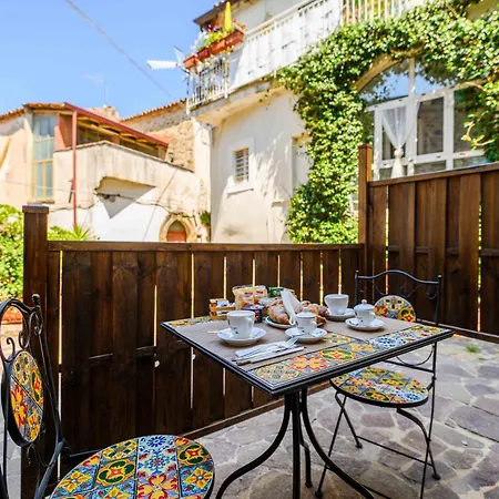 Ca'del Borgo Bed & Breakfast