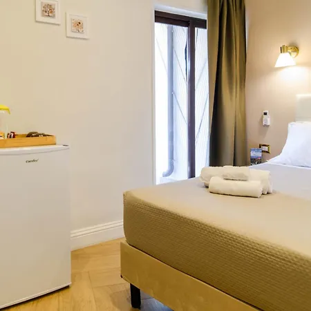 Acomodação com café da manhã  Ca'del Borgo 4*